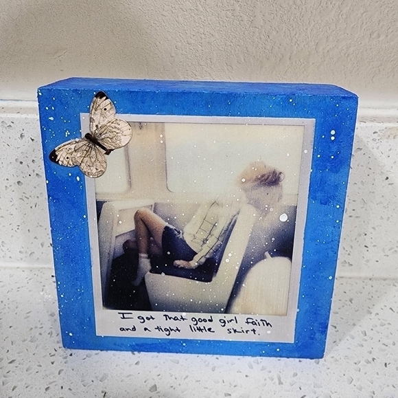 Taylor Swift 1989 Polaroid Inspired Block Art - Picture 3 of 6